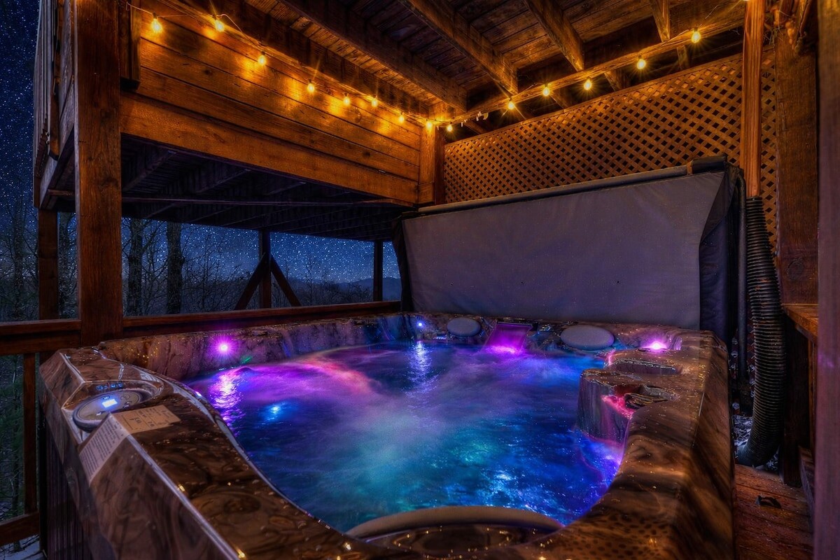 Cherry Lake Cabin · Blue Ridge, GA 4