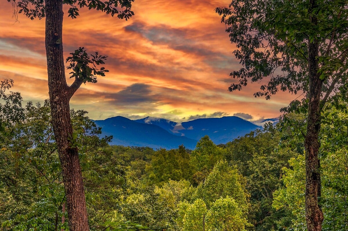 Alyssa Way Cabin · Gatlinburg, TN 2