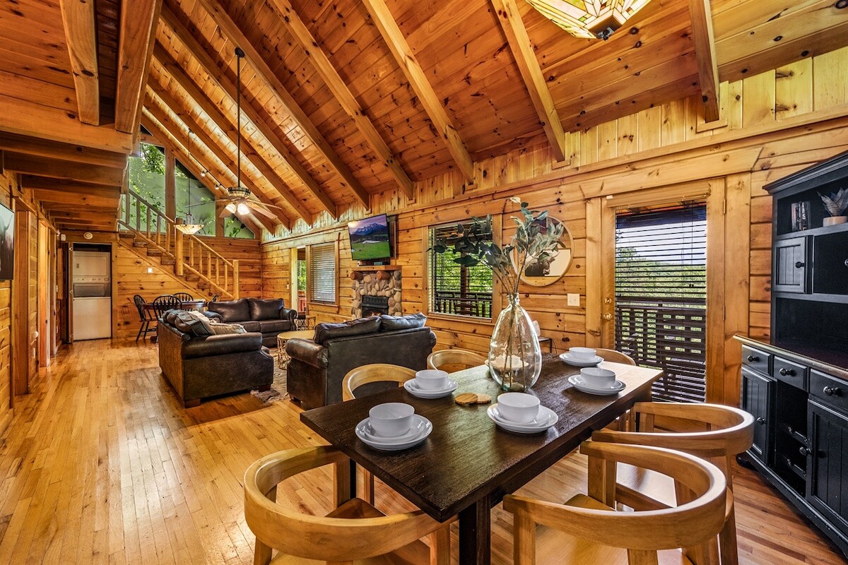 Alyssa Way Cabin · Gatlinburg, TN 5