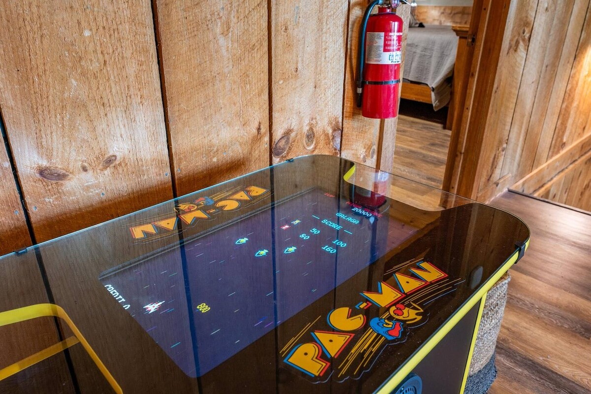 Twin City Cabin · Pigeon Forge, TN 5